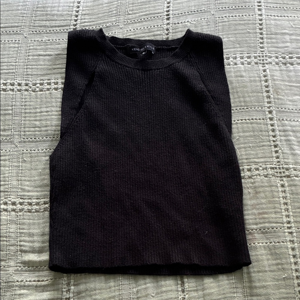 Kendall & Kylie Slim Ribbed Black Tank